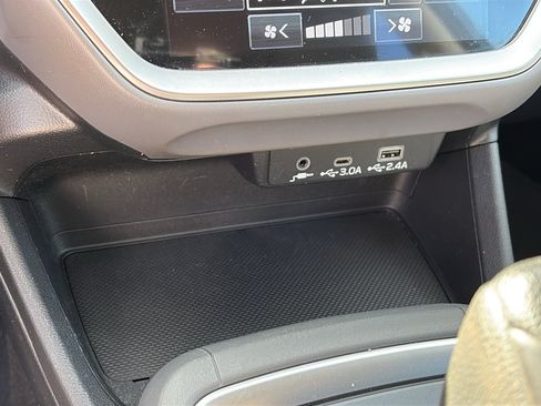 Used 2024 Subaru Crosstrek 2.0i Premium AWD/4WD image 16
