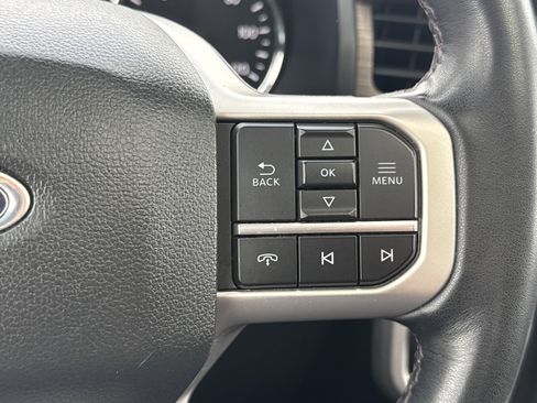 Used 2023 Ford Expedition Limited image 18