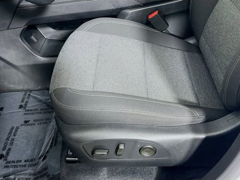 Used 2025 GMC Acadia Elevation image 20