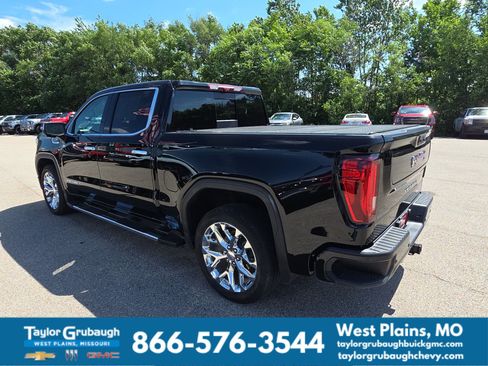 Certified 2022 GMC Sierra 1500 Denali w/ Technology Package AWD/4WD image 6