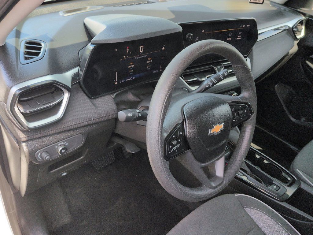 Certified 2024 Chevrolet TrailBlazer LT AWD/4WD image 12