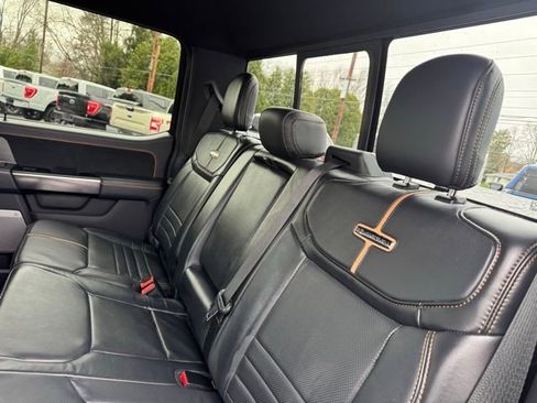 Used 2022 Ford F150 Platinum image 4