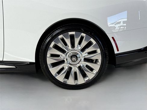 Used 2024 Rolls-Royce Spectre w/ Spectre Launch Package AWD/4WD image 39