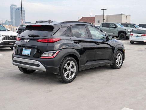 Used 2022 Hyundai Kona SEL image 5