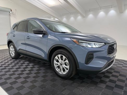 Used 2024 Ford Escape Active w/ Tech Pack #1 image 1