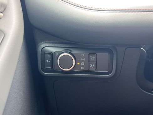 New 2026 Ford Explorer Active RWD image 11