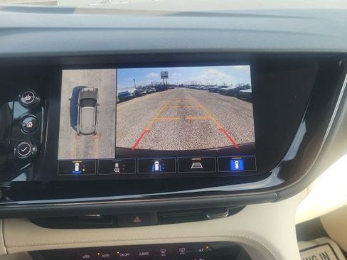 Used 2022 Buick Envision Avenir w/ Technology Package II image 17