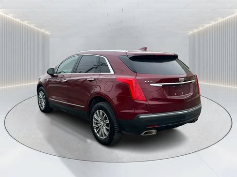 Used 2017 Cadillac XT5 Luxury w/ Driver Awareness Package FWD image 7