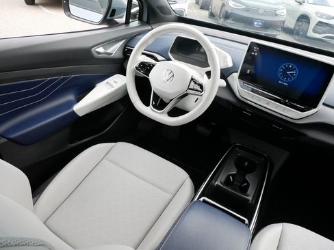 Certified 2023 Volkswagen ID.4 Pro S AWD/4WD image 9