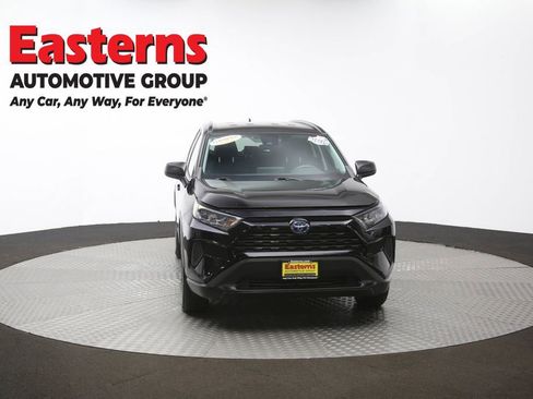 Used 2022 Toyota RAV4 LE AWD/4WD image 51