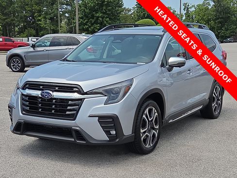 Used 2023 Subaru Ascent Limited w/ Technology Package AWD/4WD image 2