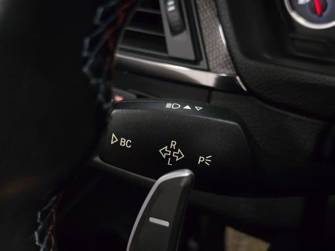 Used 2015 BMW M4 Convertible image 35