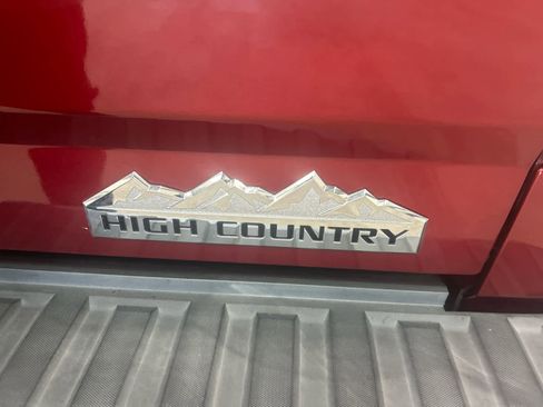 Used 2016 Chevrolet Silverado 1500 High Country w/ High Country Premium Package image 11