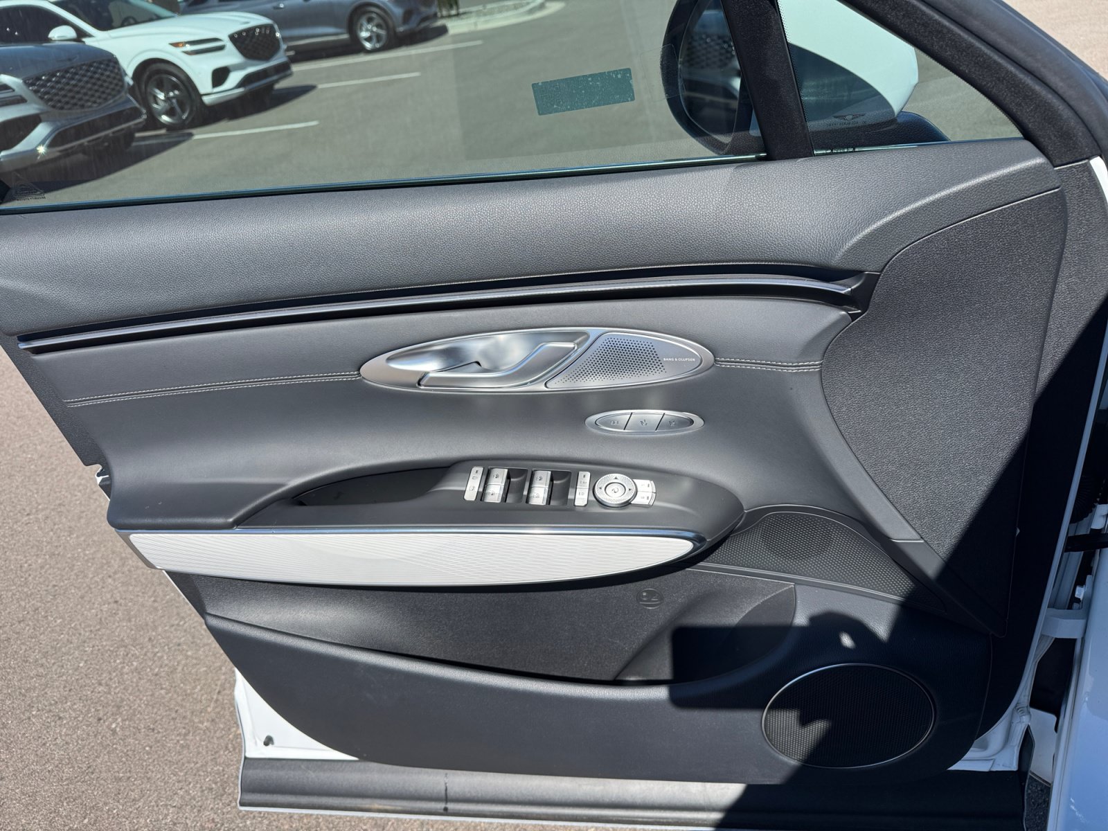 Used 2026 Genesis GV70 2.5T Advanced AWD/4WD image 13
