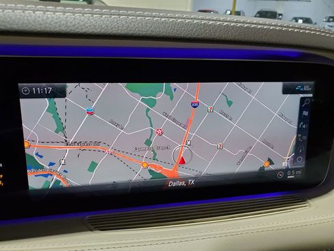 Used 2020 Mercedes-Benz S 560 4MATIC Sedan image 34