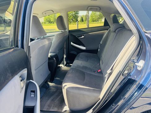Used 2015 Toyota Prius Two FWD image 11