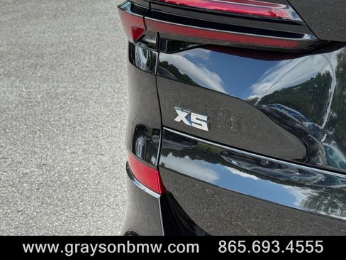 Used 2025 BMW X5 M60i AWD/4WD image 11