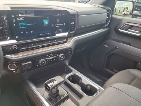 Used 2024 Chevrolet Silverado 1500 RST w/ Convenience Package II image 19