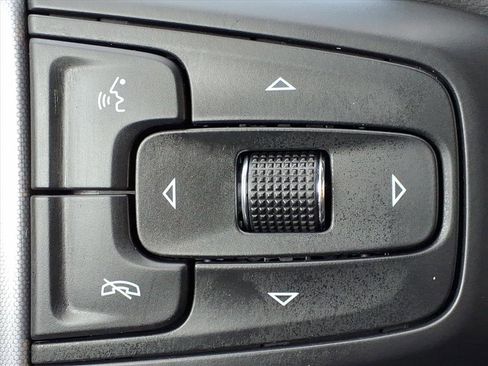 Used 2024 GMC Sierra 1500 Elevation image 29