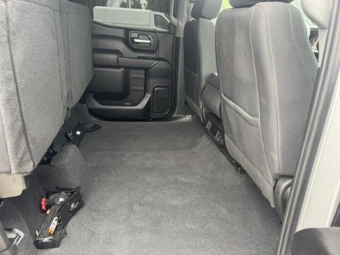 Used 2022 Chevrolet Silverado 1500 Custom AWD/4WD image 32