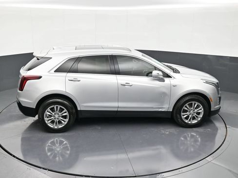 Used 2020 Cadillac XT5 Premium Luxury FWD image 18