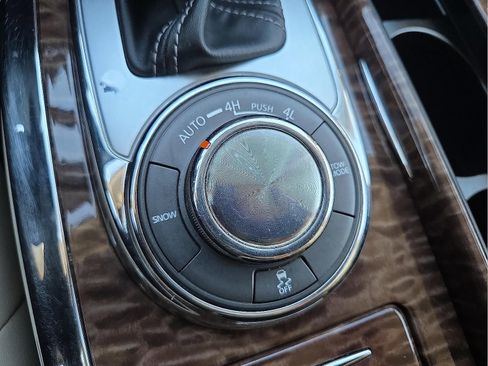 Used 2018 Nissan Armada SL w/ Premium Package image 21