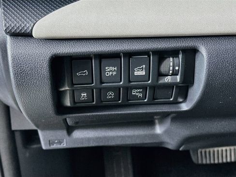 Used 2023 Subaru Forester Limited AWD/4WD image 15