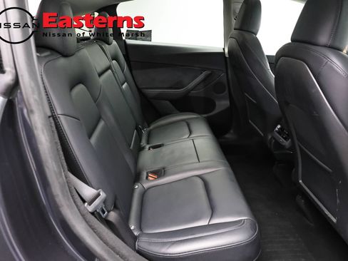 Used 2024 Tesla Model Y 2WD image 16