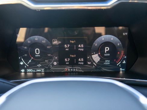 New 2026 GMC Canyon Elevation w/ Convenience Package image 21