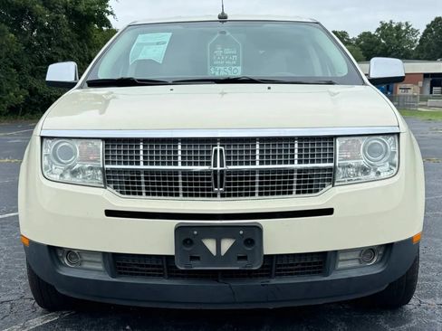 Used 2008 Lincoln MKX 2WD image 2