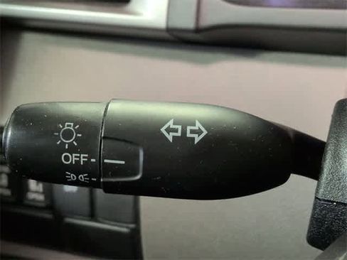 Used 2015 Honda Odyssey EX image 28