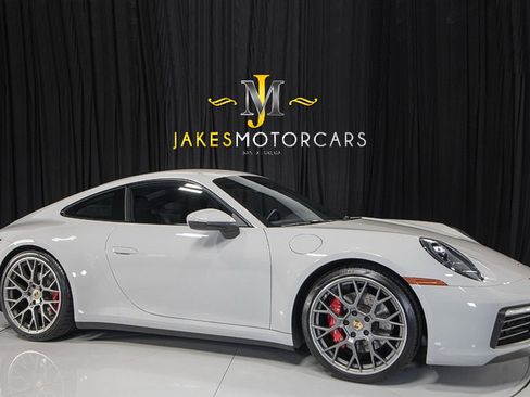 Used 2020 Porsche 911 Carrera S image 14
