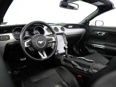 Used 2017 Ford Mustang GT Premium image 6