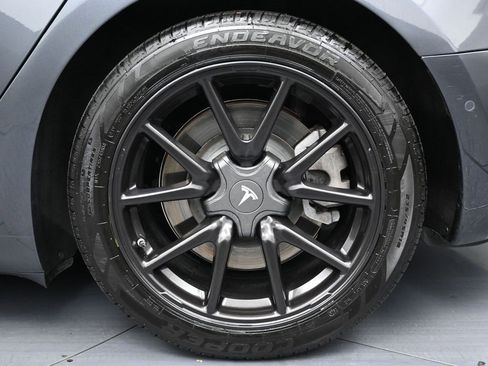 Used 2020 Tesla Model 3 Standard Range Plus image 11