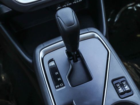 Used 2024 Subaru Crosstrek 2.0i Premium image 15