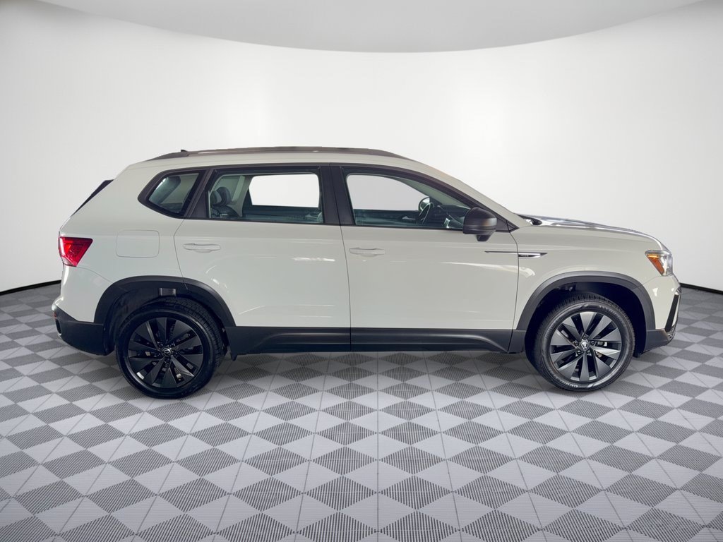 Used 2023 Volkswagen Taos S FWD image 8