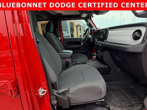 Used 2024 Jeep Gladiator Sport AWD/4WD image 18