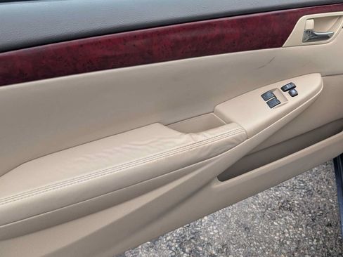 Used 2005 Toyota Solara SLE FWD image 10