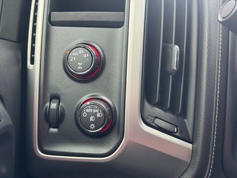 Used 2015 GMC Sierra 1500 SLT w/ Max Trailering Package AWD/4WD image 17