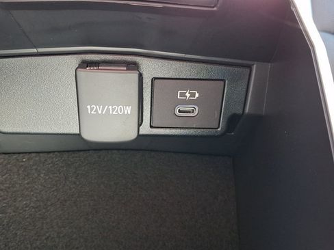 Used 2025 Toyota Corolla LE w/ LE Premium Package FWD image 26