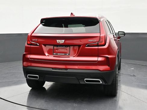 Certified 2024 Cadillac XT4 Premium Luxury w/ Technology Package FWD image 4