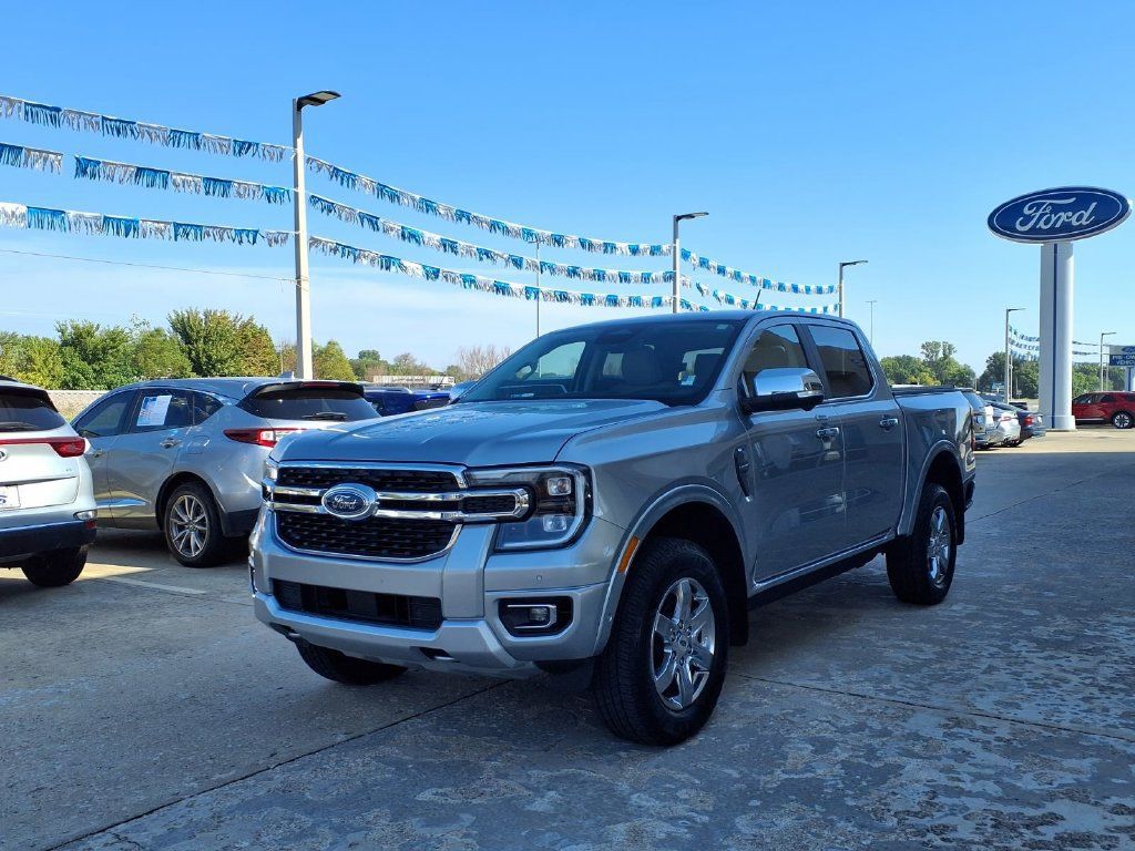 Used 2024 Ford Ranger Lariat w/ FX4 Off-Road Package AWD/4WD image 19