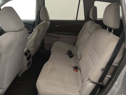Used 2021 Honda Pilot LX image 18