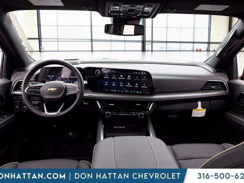 New 2026 Chevrolet Suburban Premier w/ Sun And Tow Package AWD/4WD image 4