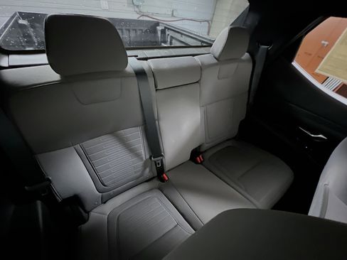 Used 2023 Hyundai Santa Cruz SEL image 33