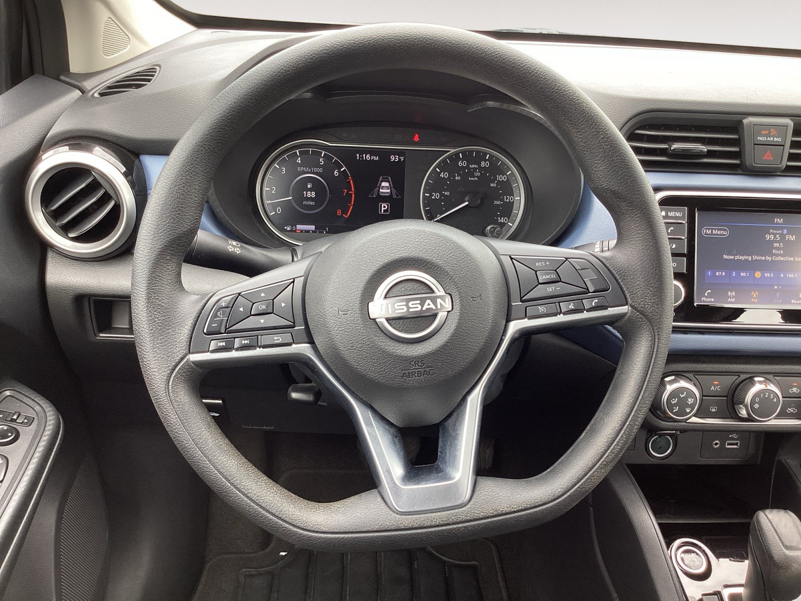 Used 2025 Nissan Versa SV FWD image 17