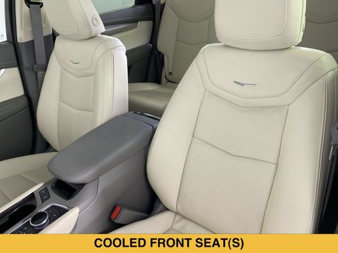 Certified 2023 Cadillac XT5 Premium Luxury w/ Technology Package AWD/4WD image 12