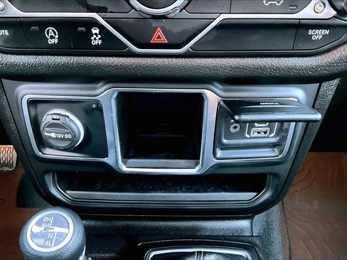 Certified 2024 Jeep Wrangler Sport image 15