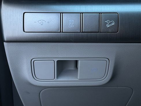 Used 2025 Hyundai Kona SEL image 26