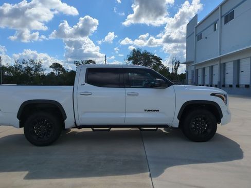 Used 2023 Toyota Tundra SR5 w/ SR5 Premium Package image 4